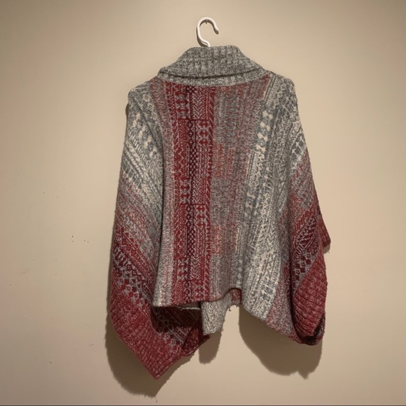 Free People Grey and Red “Willow” Poncho - Women’s Size XS - Picture 3 of 4